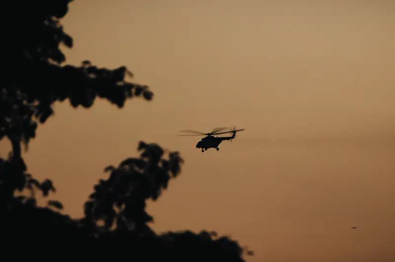三角洲行动战术玩法_三角洲行动人物透视_三角洲行动游戏日常